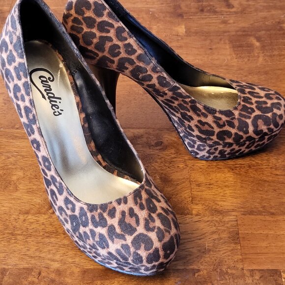 Candies ~ Sz 7 ~ Platform Pumps w/Stiletto Heel ~ NWOT - Picture 6 of 11